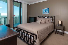 Phoenix on the Bay 2 by Brett Robinson Vacations