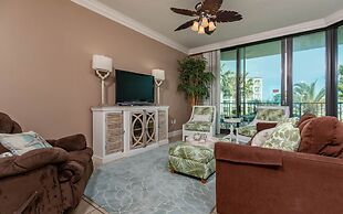 Phoenix on the Bay 2 by Brett Robinson Vacations