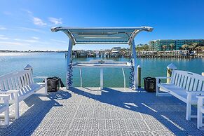 Phoenix on the Bay 2 by Brett Robinson Vacations