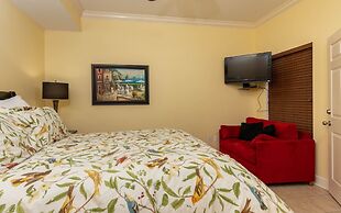 Phoenix on the Bay 2 by Brett Robinson Vacations