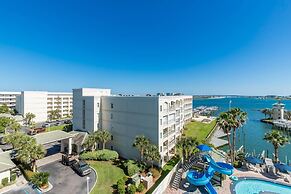 Phoenix on the Bay 2 by Brett Robinson Vacations