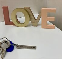 Apartment Near the Colosseum With Metro Line A a 2-minute Walk Away