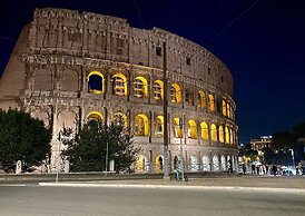 Apartment Near the Colosseum With Metro Line A a 2-minute Walk Away