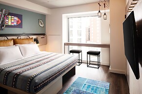 Moxy Halifax Downtown