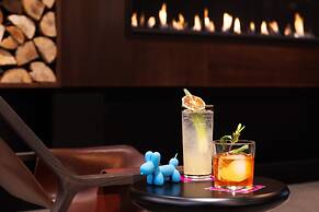 Moxy Halifax Downtown