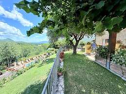 Torretta Sleeps 5 With Pool and Exclusiv