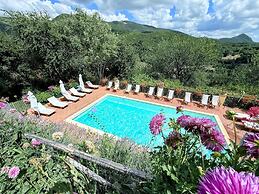 Torretta Sleeps 5 With Pool and Exclusiv