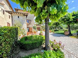 Torretta Sleeps 5 With Pool and Exclusiv