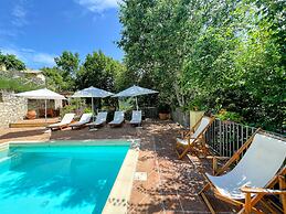 Torretta Sleeps 5 With Pool and Exclusiv