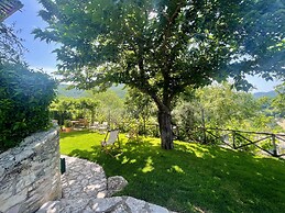 Torretta Sleeps 5 With Pool and Exclusiv