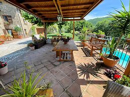 Torretta Sleeps 5 With Pool and Exclusiv
