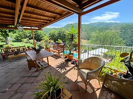 Torretta Sleeps 5 With Pool and Exclusiv