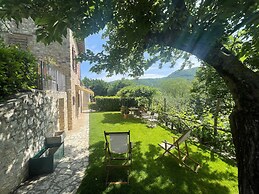 Torretta Sleeps 5 With Pool and Exclusiv