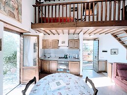 Torretta Sleeps 5 With Pool and Exclusiv