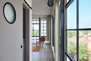 Moxy Charleston Downtown