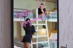 Moxy Charleston Downtown