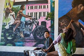 Moxy Charleston Downtown