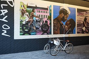 Moxy Charleston Downtown