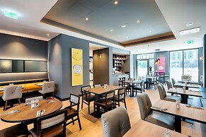 Premier Inn Darmstadt City Centre