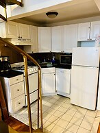 Charming Studio Half Block To Central Park Uws