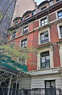 Charming Studio Half Block To Central Park Uws