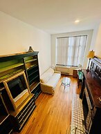 Charming Studio Half Block To Central Park Uws