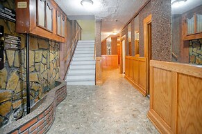 Charming Studio Half Block To Central Park Uws