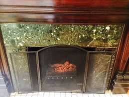 Charming Studio Half Block To Central Park Uws