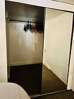 Charming Studio Half Block To Central Park Uws