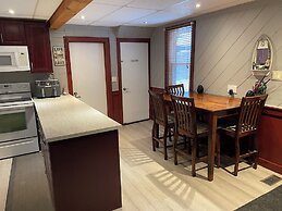 4 Bedroom Cottage On Manitoulin Island - Next to Sandy Beach!