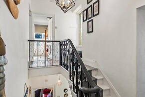 Sunbury Villa - Close to Town and Beaches