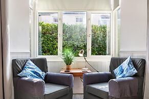 Sunbury Villa - Close to Town and Beaches