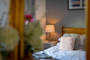 Sunbury Villa - Close to Town and Beaches