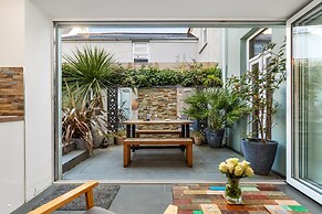 Sunbury Villa - Close to Town and Beaches