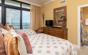 Phoenix West II by Brett/Robinson Vacations