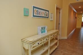 Phoenix West II by Brett/Robinson Vacations