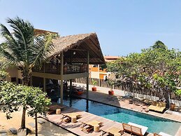 Unusual Accommodation With Pool not far From the Beach - by Feelluxury