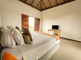 Unusual Accommodation With Pool not far From the Beach - by Feelluxury