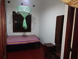 More Attractive Wonderful 1950 Mid-century Home With Another Newly Bui