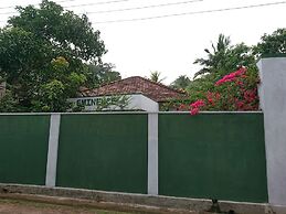 More Attractive Wonderful 1950 Mid-century Home With Another Newly Bui