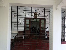 More Attractive Wonderful 1950 Mid-century Home With Another Newly Bui