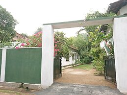 More Attractive Wonderful 1950 Mid-century Home With Another Newly Bui