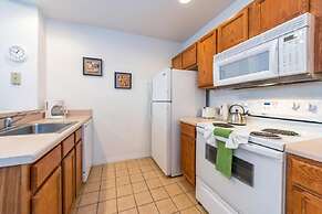 Townhouses Condos With Fantastic Resort Facilities