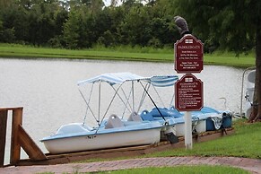 Townhouses Condos With Fantastic Resort Facilities