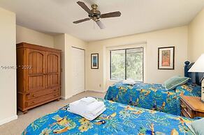 Townhouses Condos With Fantastic Resort Facilities