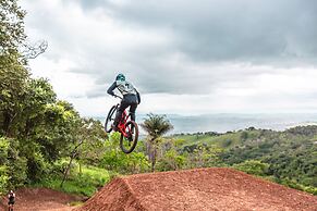 Buen Camino Hotel, San Mateo