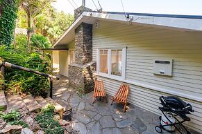 Koi Waiheke with private beach access