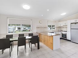 Shoalhaven Heads Village