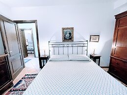 Casetta - Sleeps 5 With Aircon, Wifi, Pool and Astounding Views