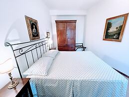 Casetta - Sleeps 5 With Aircon, Wifi, Pool and Astounding Views